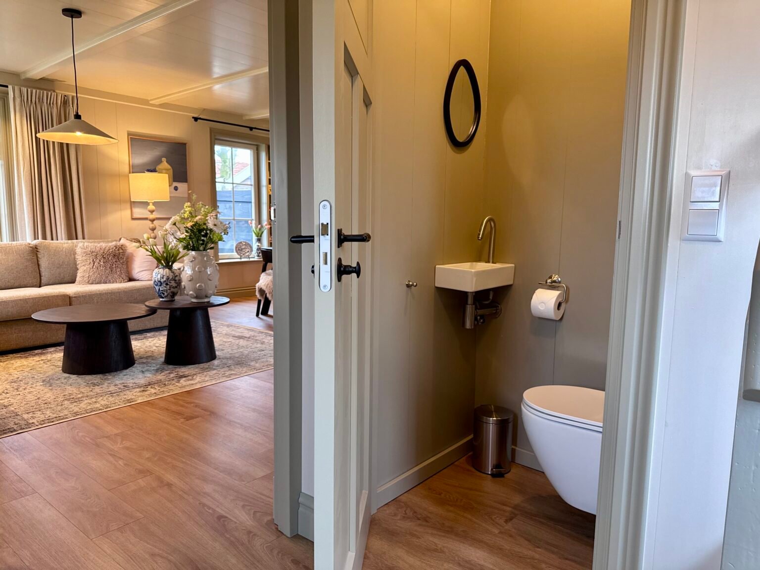 Home 16 Het Stamhuisje - Vakantiehuis - Toilet:wc - woonkamer
