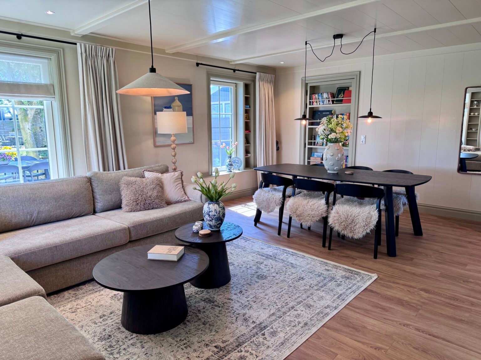 Vakantiehuis Het Stamhuisje - Sfeerbeeld woonkamer eetgedeelte