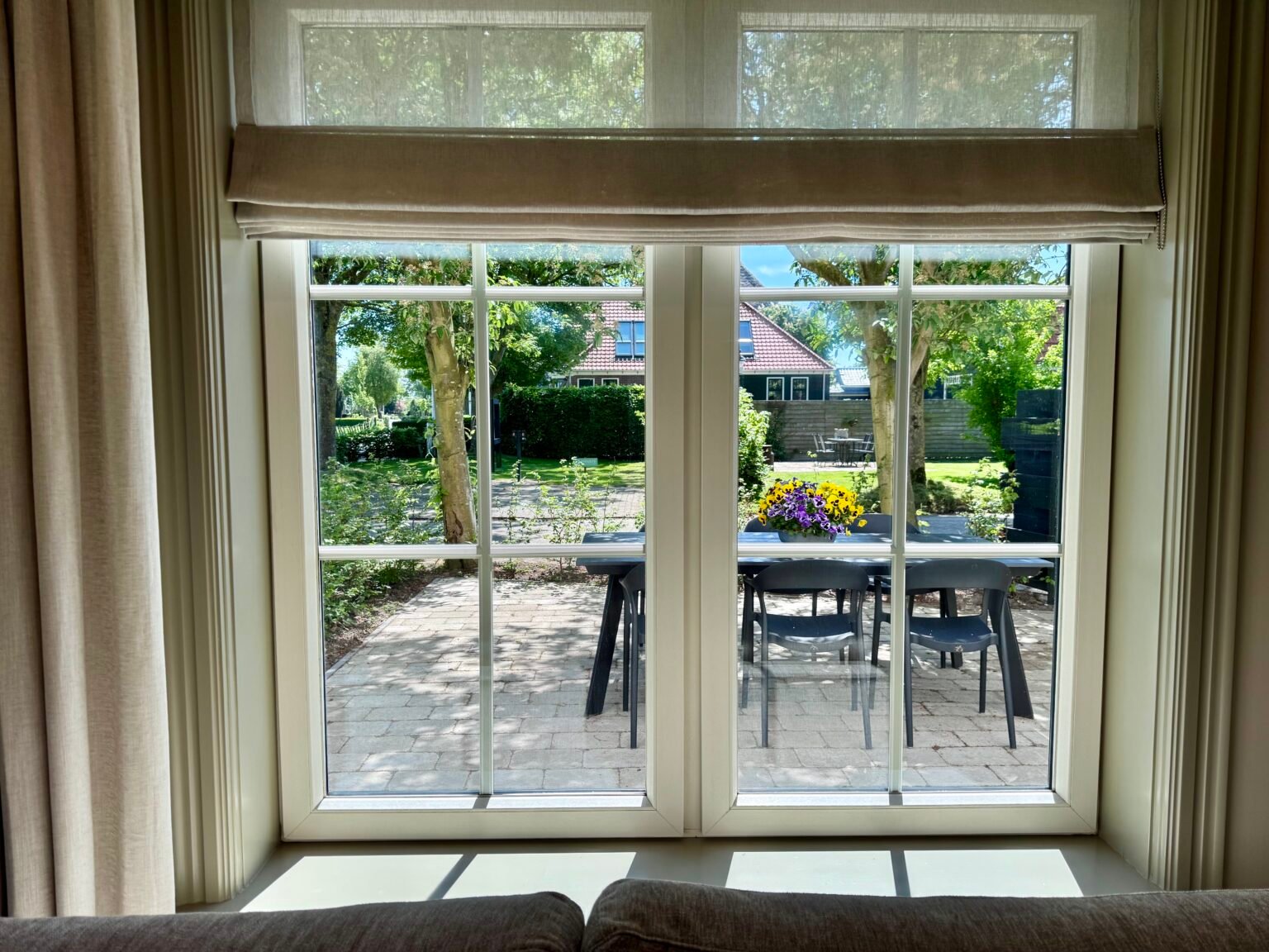 Vakantiehuis Het Stamhuisje - Uitzicht op terras vanuit woonkamer